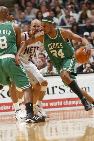 亚树立了一 亚树立了一