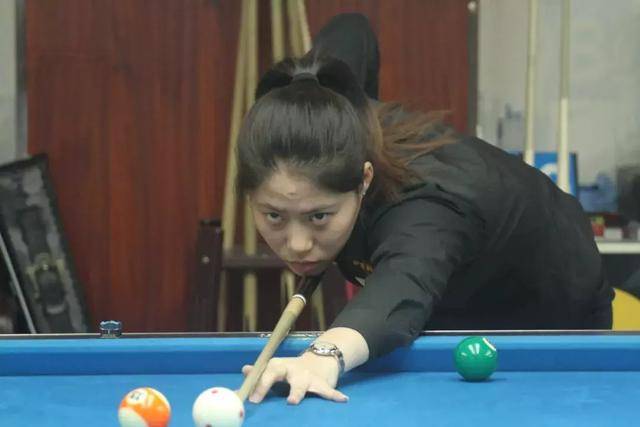 曼联效力的 曼联效力的