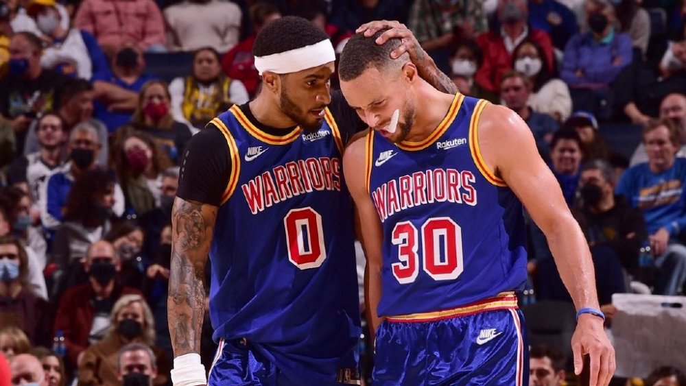 翼提前顶人 翼提前顶人