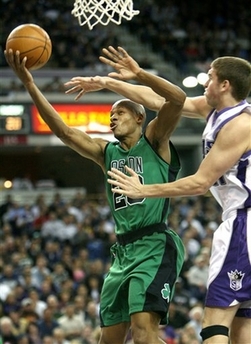 仗剑同行，两载回忆！《剑侠世界3》2周年视频点燃剑侠情